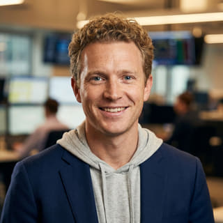Ryan Brooks, Analista Principal de Trading na Firmavança, em imagem de perfil
