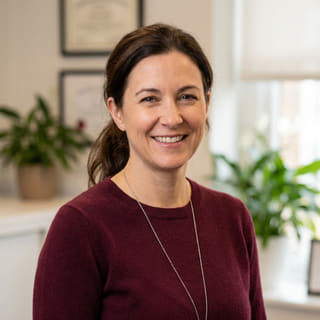 Laura Bennett, Diretora de Normas da Plataforma na Firmavança, em imagem de perfil